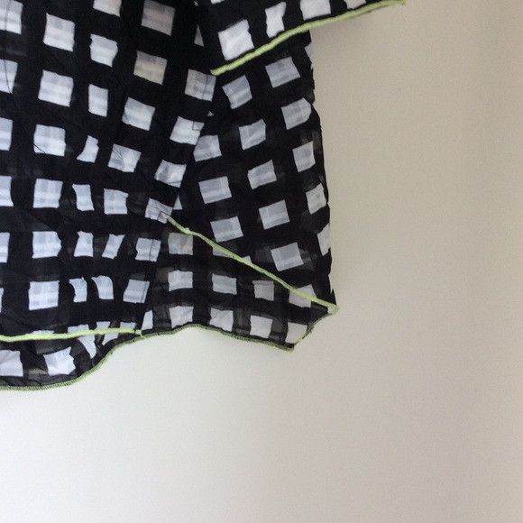 Ali Miles Tunic Top PL Artsy Sharkbite Hem Black White Button Up Contemporary - Picture 4 of 15